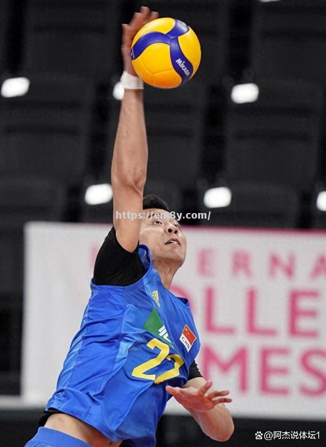 高水平比赛中明星球员们发挥亮眼 高水平比赛中明星球员们发挥亮眼